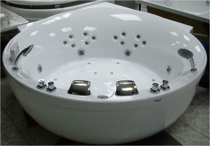 Современные гидромассажные ванны
