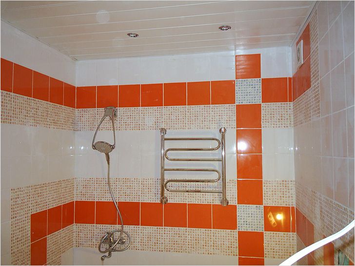 Дизайн реечных потолков в ванной